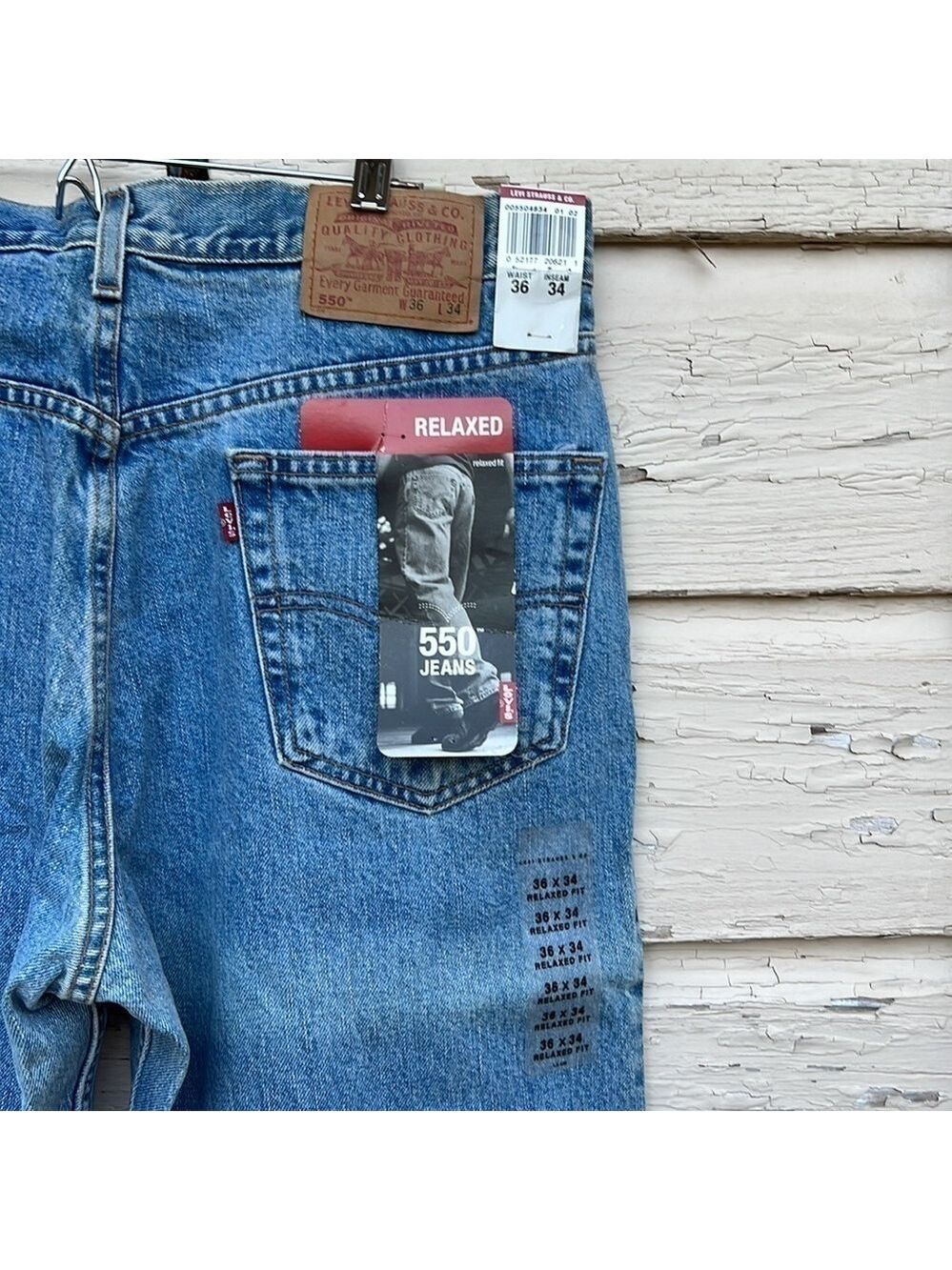 Vintage Y2K Levis 550 Relaxed Fit W36 L34 2001 Light Wash Jeans 12